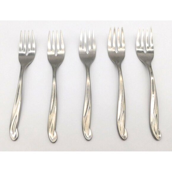 Lot of 5 International Stainless USA Salad Forks Space Pattern 6.25" - Picture 1 of 6
